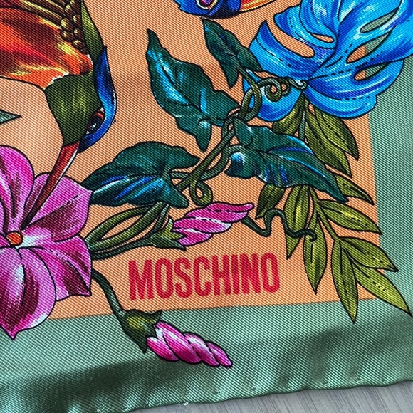 VINTAGE RARE MOSCHINO 1990 BRAZIL SILK SCARF - Picture 6 of 6